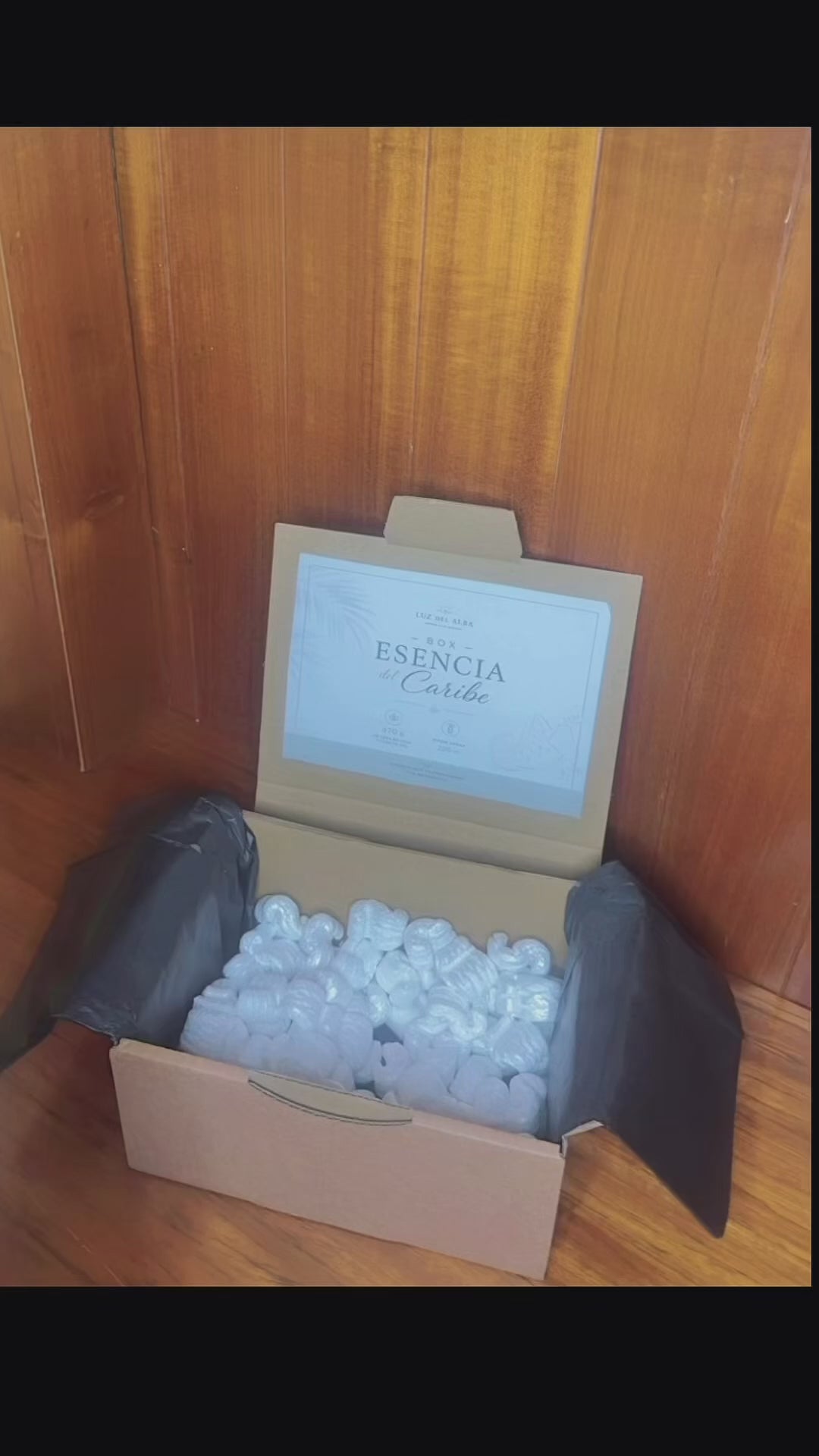Cargar video: Velas aromáticas premium con aromas naturales